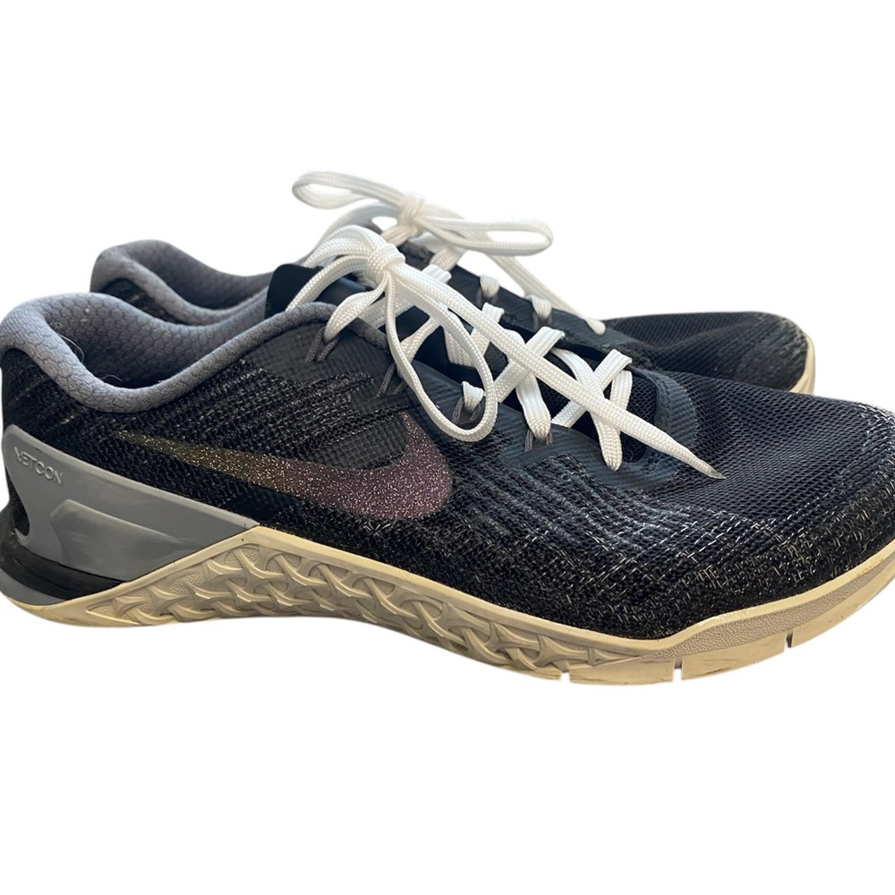 Nike Black and Gray Athletic Shoes